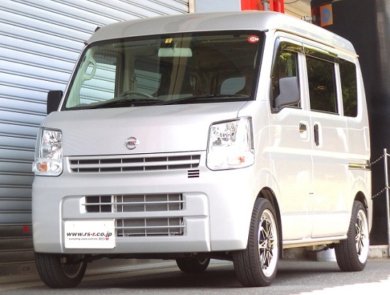 エブリイバン ＤＡ１７Ｖ ダウンサス 『 Ｔｉ２０００ 』 マッチング